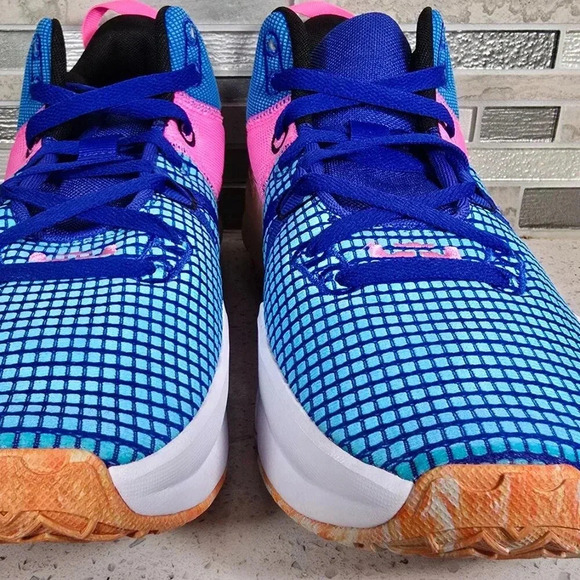 Nike LeBron Witness 7 Hyper Royal Pink Basketball Shoes XR125 Mens Size 12.0 - Picture 6 of 8